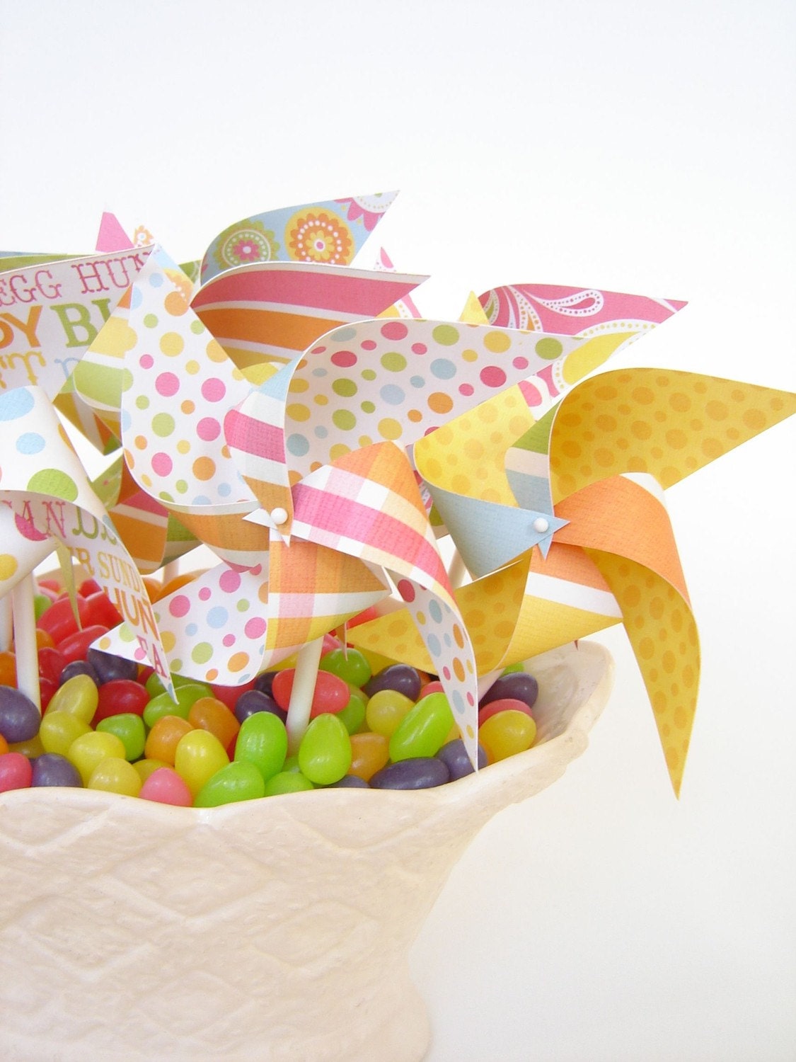Hippity Hoppity - Set of 12 Mini Pinwheels