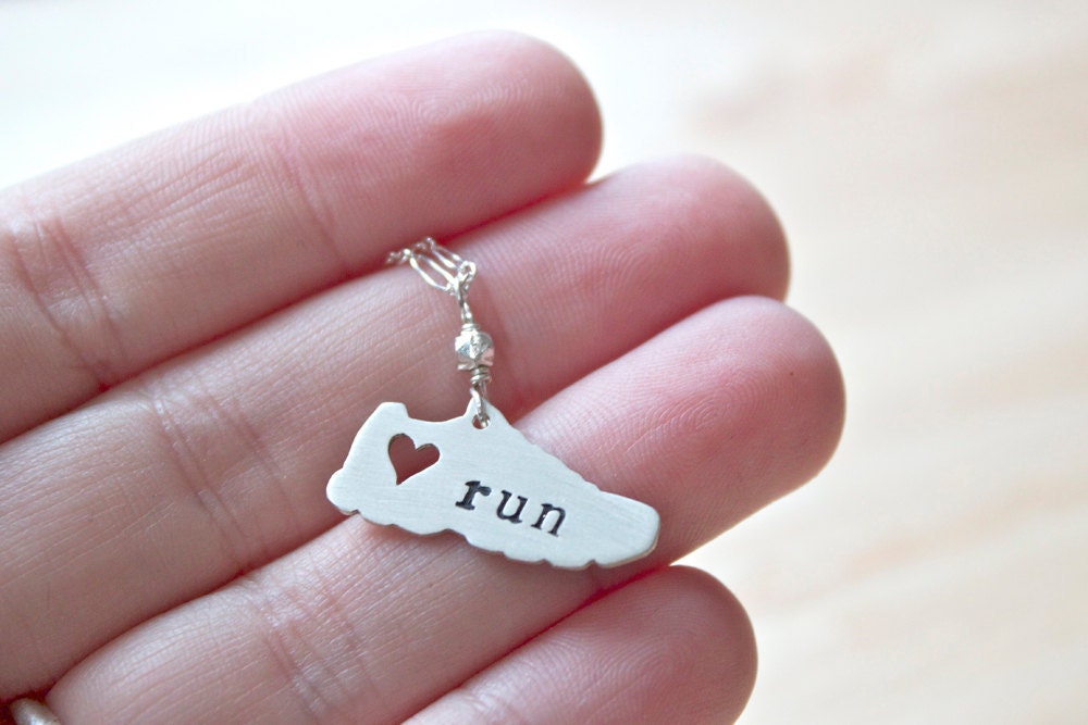 I love running necklace