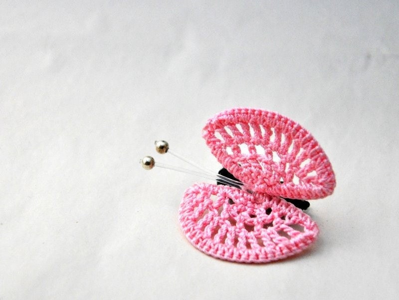 Pink Butterfly Brooch - Crocheted cotton