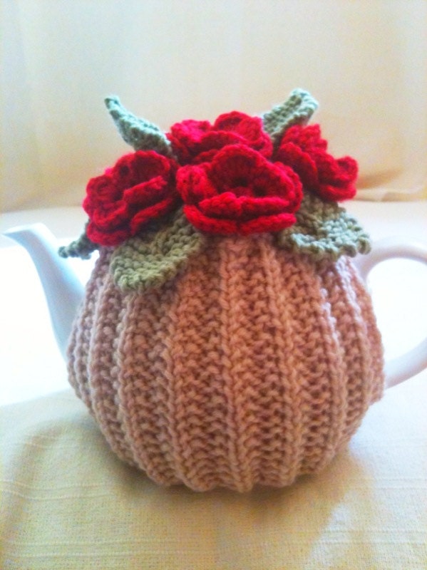 Blood Red Roses Flower Garden Tea Cosy - Oatmeal Base - in Pure Merino Wool by Tafferty Designs size LARGE - Made to Order
