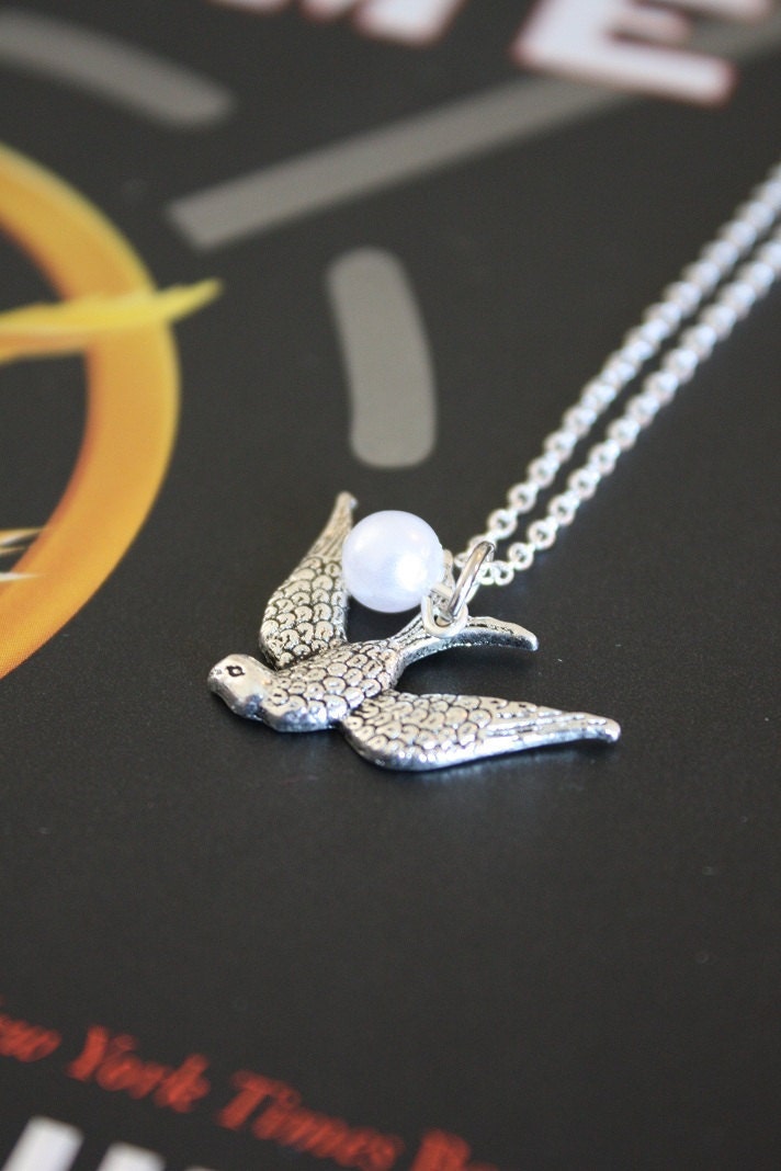 SALE Hunger Games Necklace - Mockingjay and Pearl - Katniss and Peeta