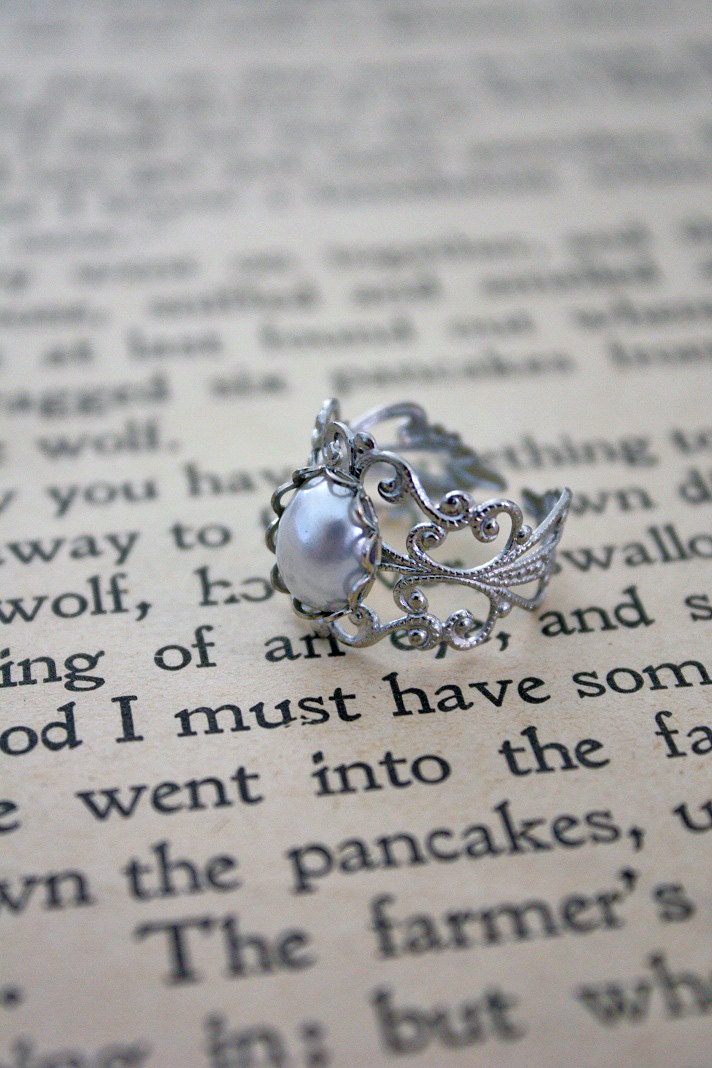 Hunger Games Ring - Peeta's Pearl to Katniss