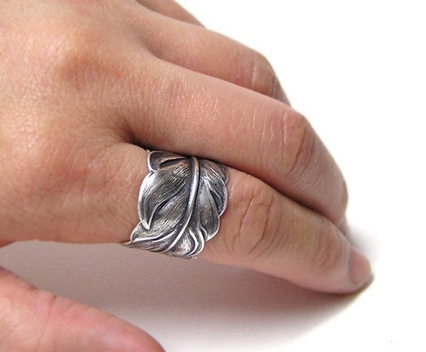 Steampunk ANGEL FEATHER ring, Victorian, Adorable feather wraps around finger, Silver