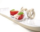 2 curled spOons to serve tapa's, caviar or other delicious food