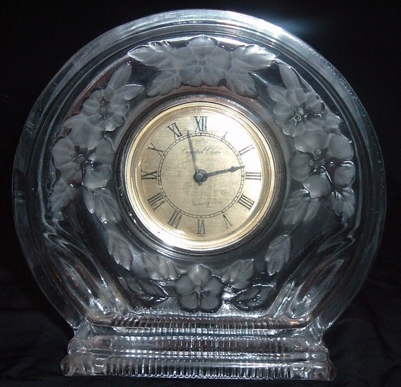vintage etched glass quartz clock by handymanhowto on Etsy