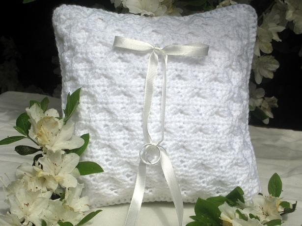 CROCHET PATTERN, Ring Pillow Cover, Classic Elegance