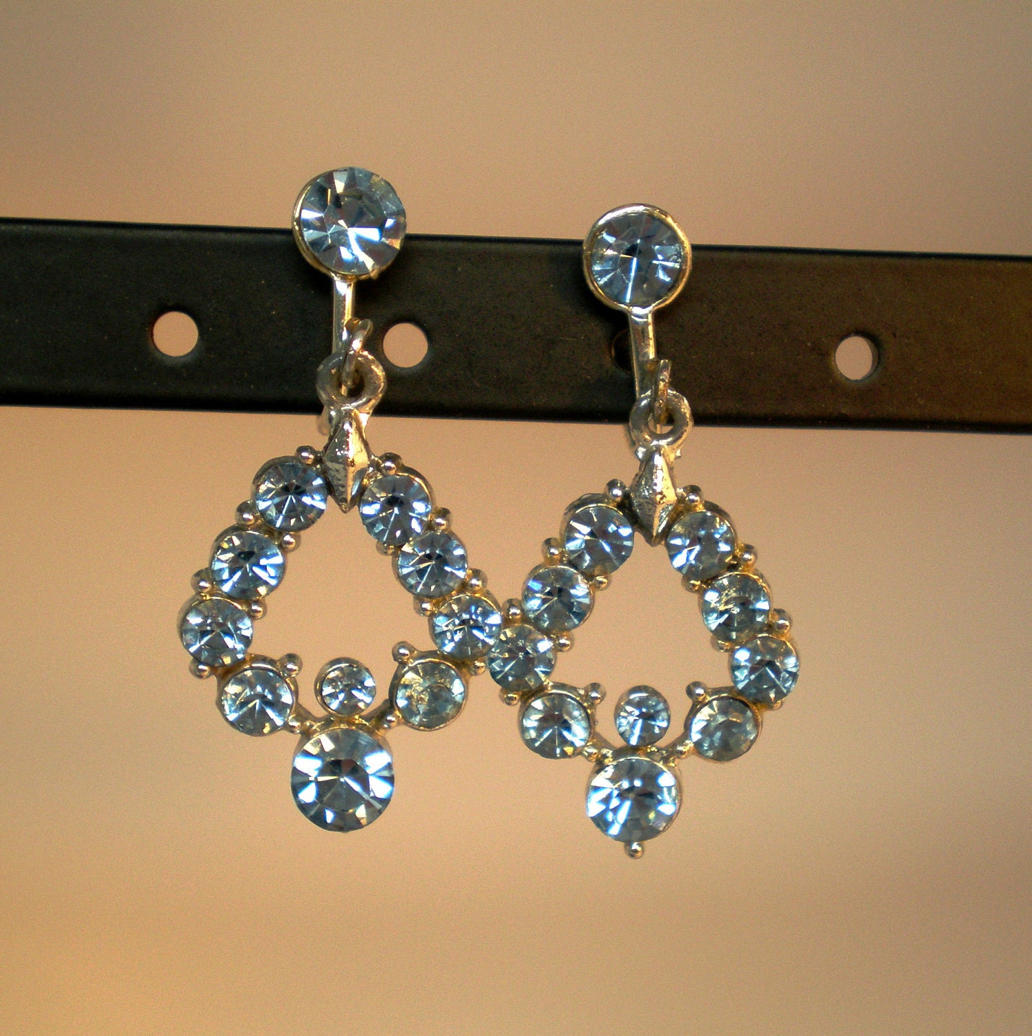 Vintage Earrings Faceted Blue Bright Rhinestones 40s Screw Back Art Deco Retro Bride Statement