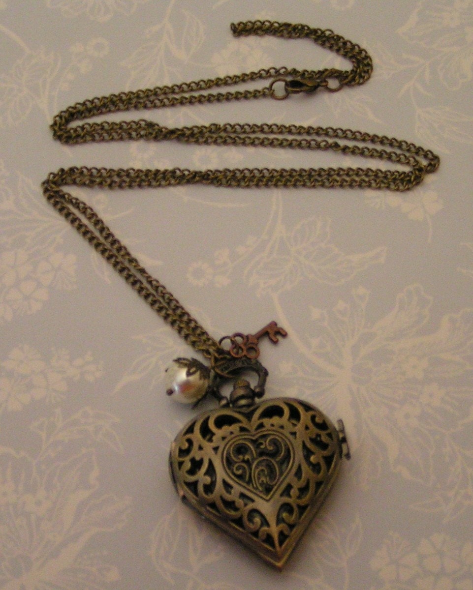 How Time Flies - My Love - Brass Skeleton key and Ecru Filigree Leaf Cap Pearl Detailed Filigree Cut Out Heart Locket Watch