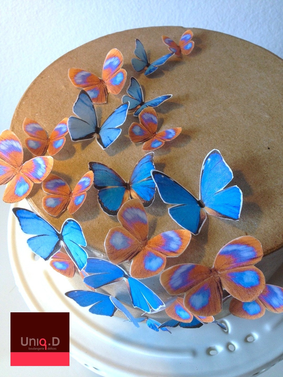 50 precut royal blue butterflies cake toppers - FREE SHIPPING - wedding cake decoration - set edible toppers - by Uniqdots on Etsy