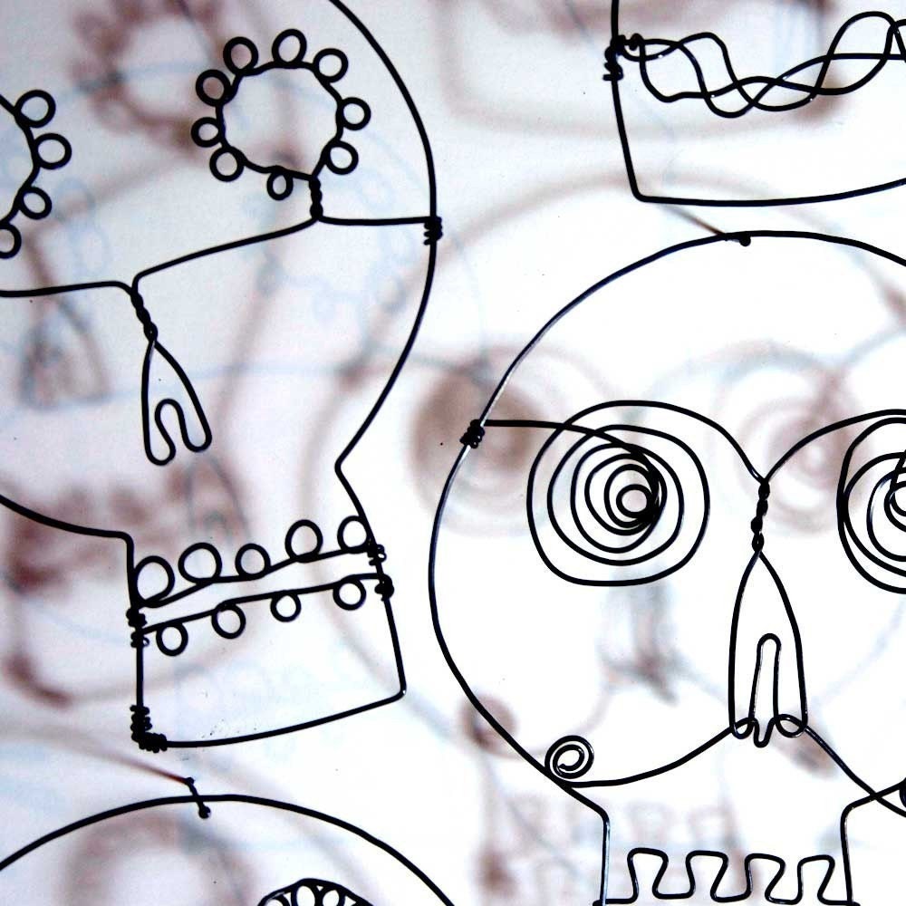 3 Day of the Dead Skulls, wire art