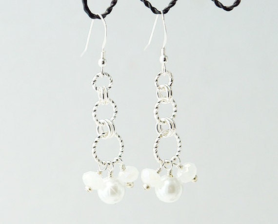 Chainmaille Earrings with Swarovski Crystals and Glass Pearls