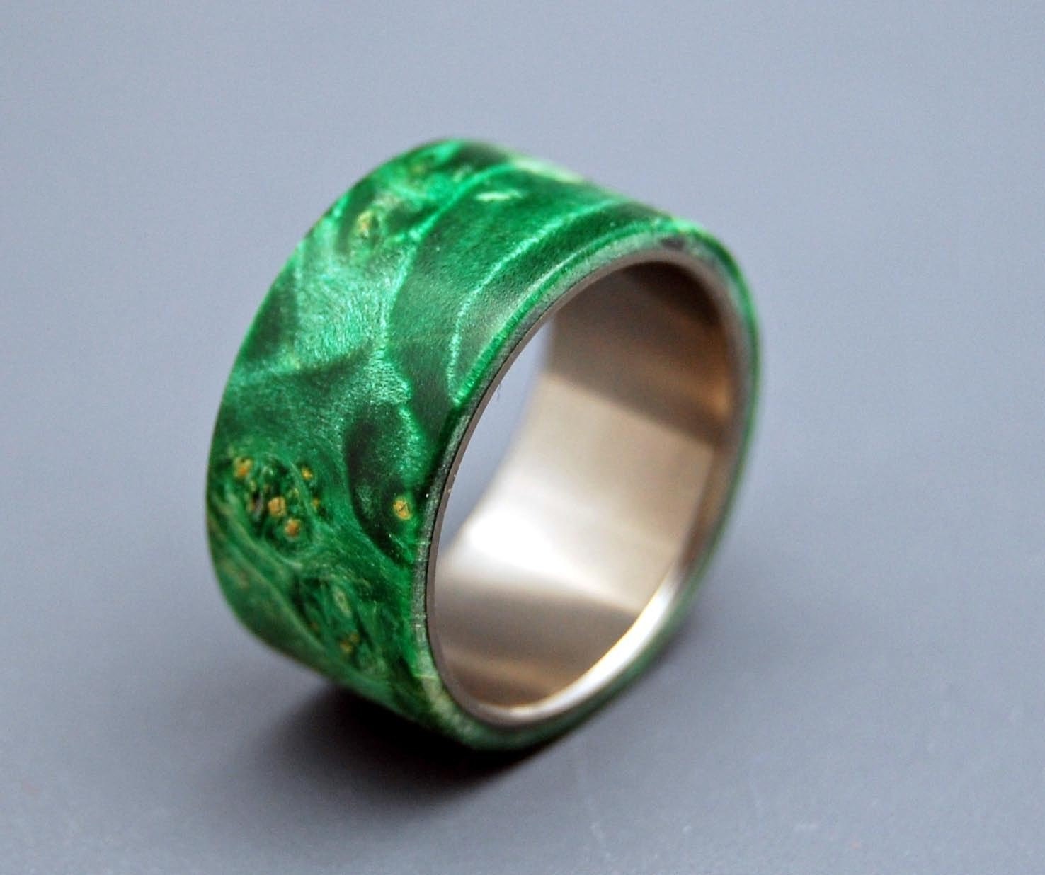 Green Box Elder Wood Overlay - Wooden Wedding Rings