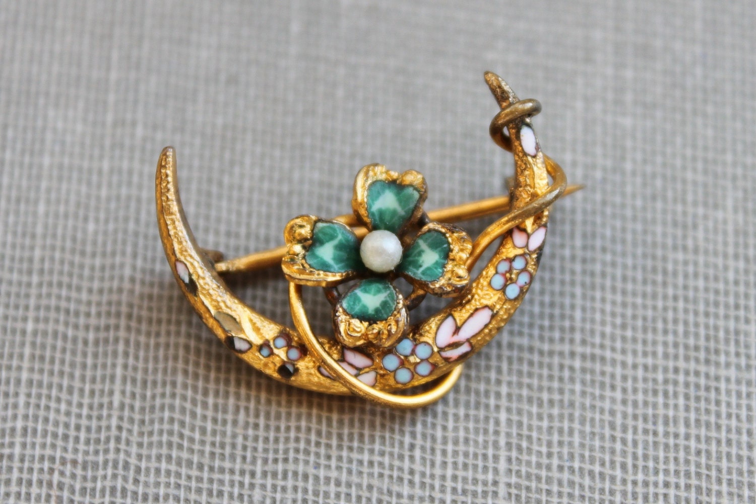 Victorian Gold and Enamel Clover and Crescent Honeymoon Brooch