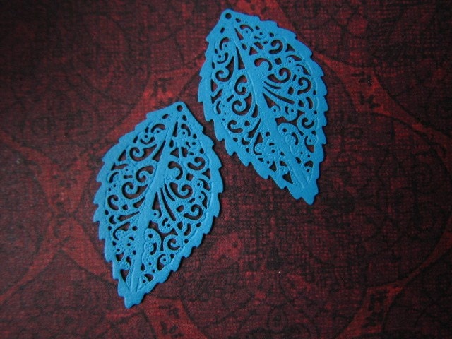 Lacy Leaf Pair - BRIGHT TURQUOISE - Enameled Filigree Findings - 31x18mm