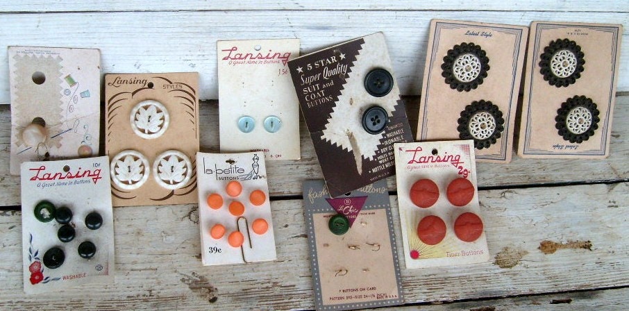 lot vintage buttons and original cards