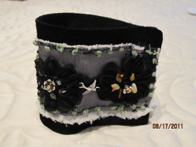 Cuff Bracelet of Leather and lace "Sweet Victorian Delight" OOAK Handmade