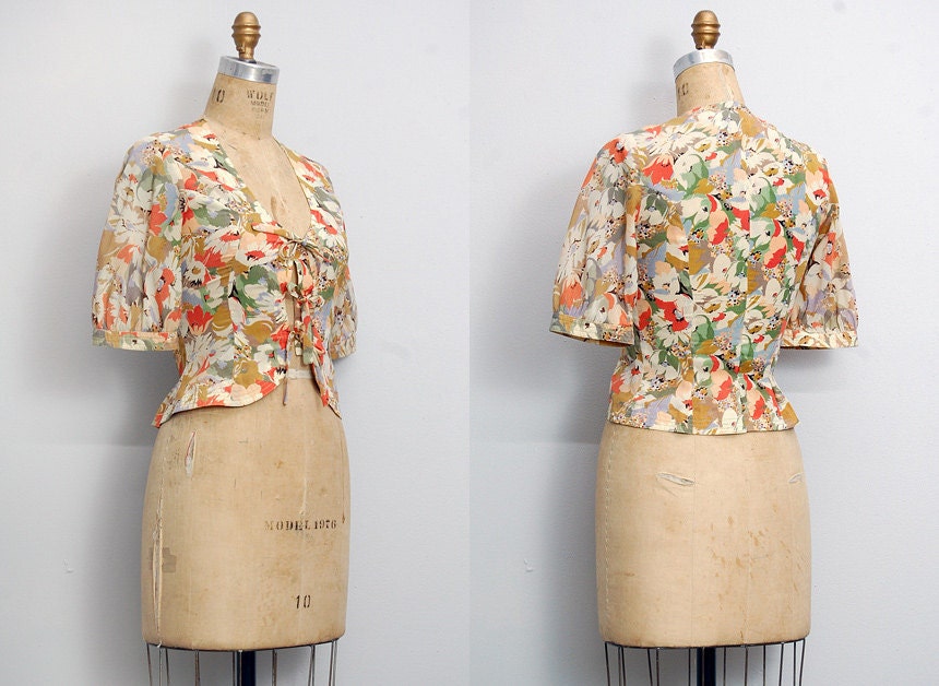 vintage Albert Nipon blouse / vintage top / vintage 1970s blouse / vintage floral top