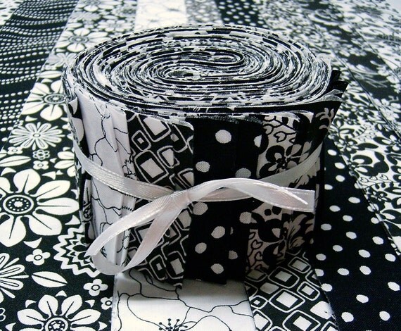 Black White Jelly Roll 20 black and white cotton by SEWFUNQUILTS