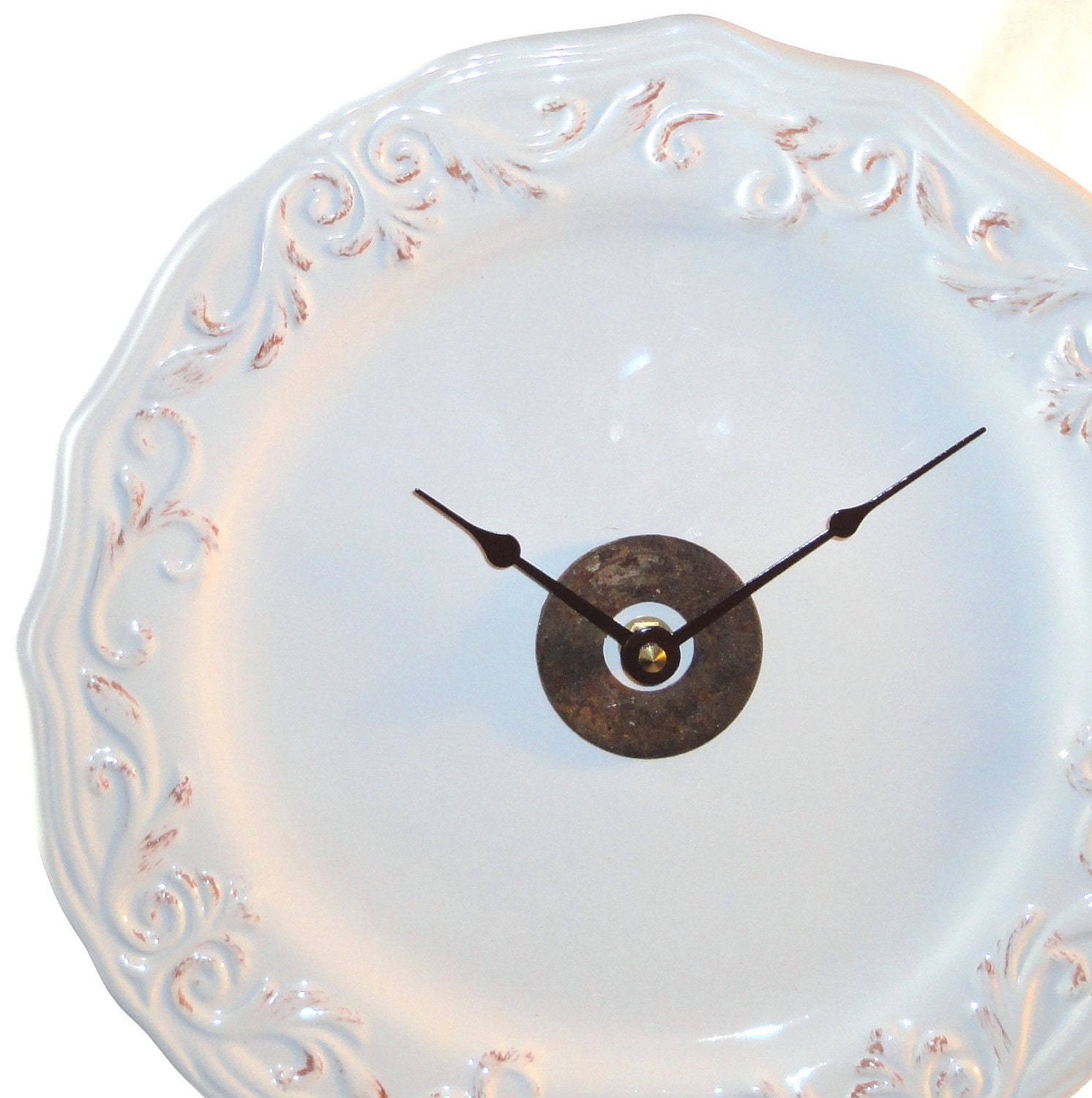 Wall Clock - Winter White Shabby Chic - Ceramic Plate Wall Clock No. 656 (11 inches)