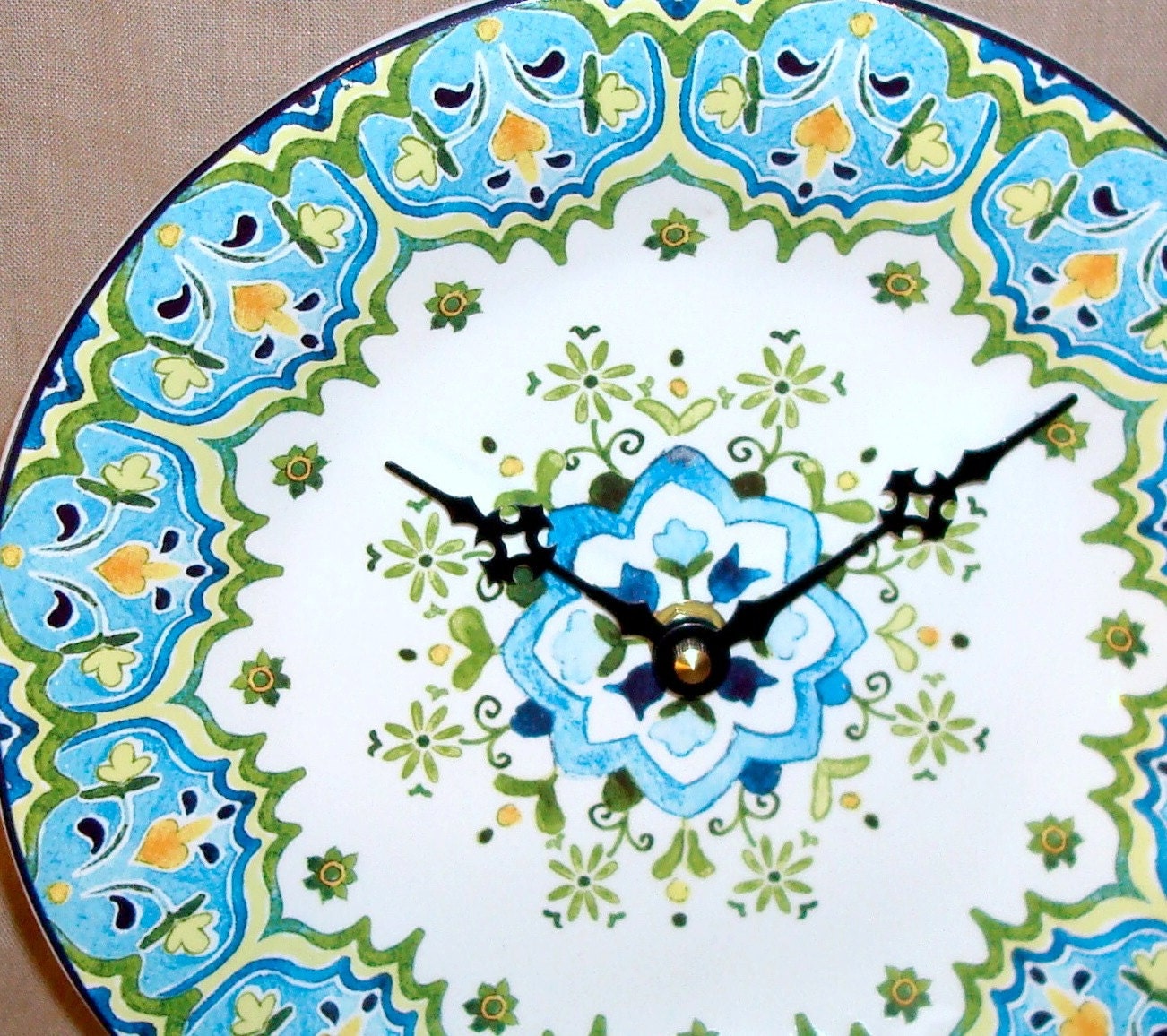Wall Clock -  Turquoise and Lime Floral Print Ceramic Plate Wall Clock No. 1018 (9-1/4 inches)