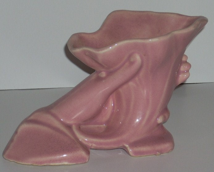 Nelson McCoy Pottery Pink Hand Planter Vase 50s by diantiques
