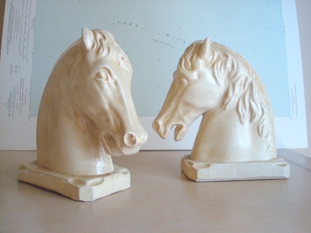 Vintage horse head bookends, creamy plaster