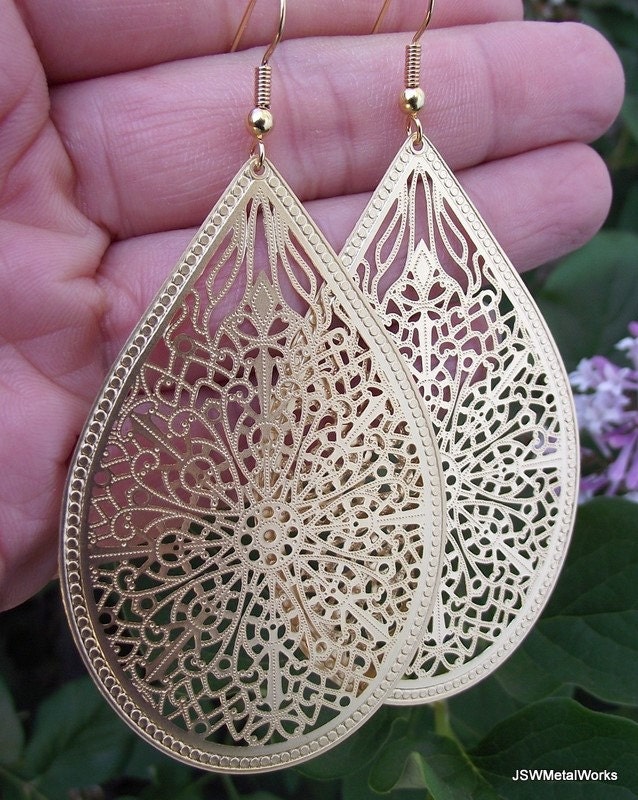 Medium Golden Filigree Teardrop Earrings, Gold Earrings