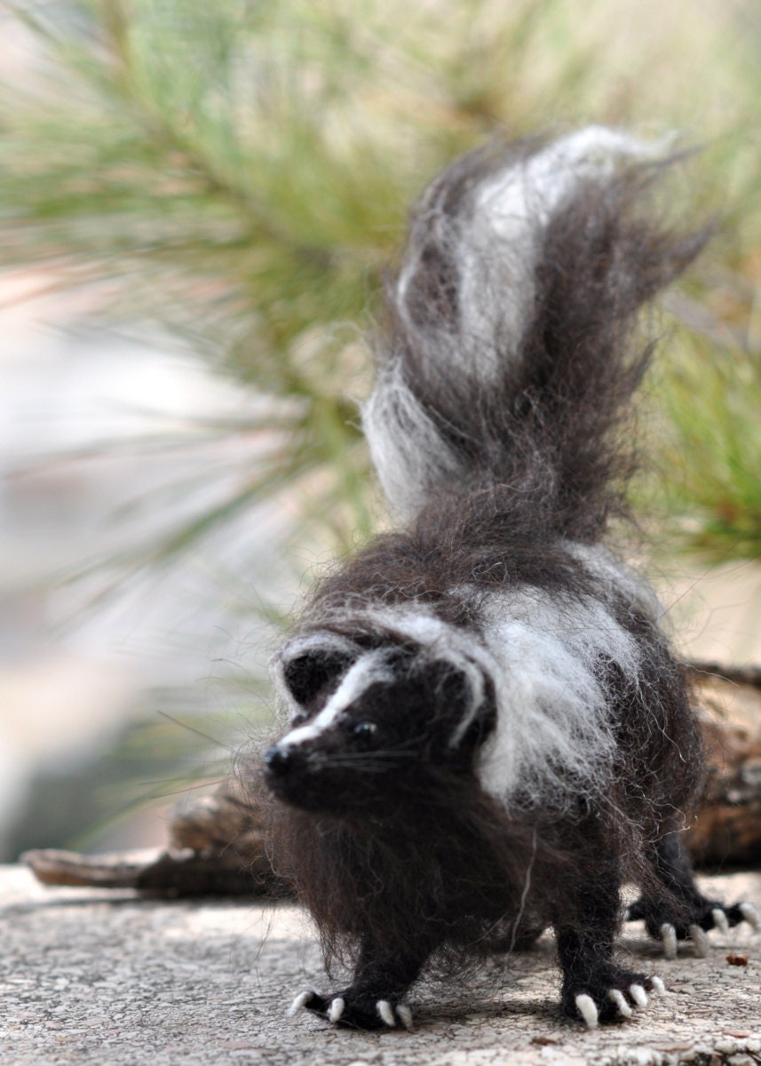 Needle felted Animals  OOAK Artist Skunk-needle felt by Daria Lvovsky/ Made cto order