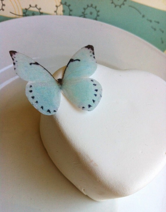 EDIBLE Butterflies The Original - Small Baby Blue - Cake & Cupcake toppers - PRECUT and Ready to Use