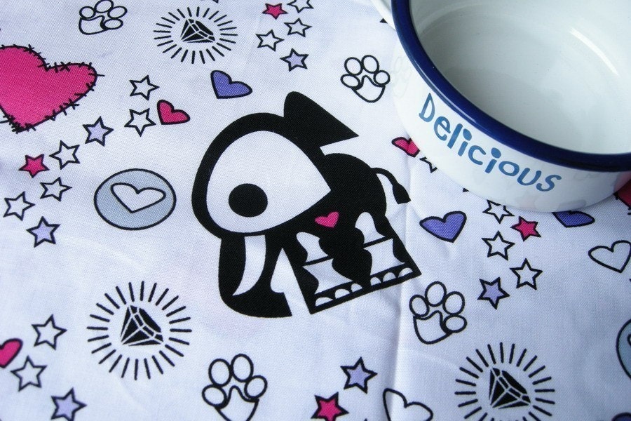 A57 - Lovely cotton fabric - Skelanimals - by the yard