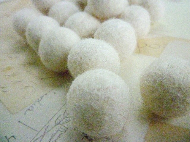 Felt Balls x 20 - White - 2cm