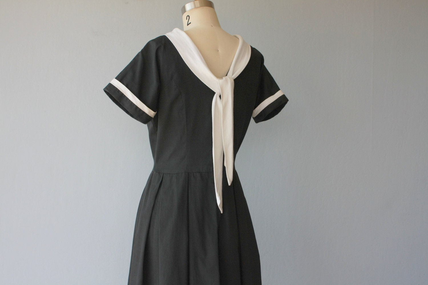 1950s dress / 50s sailor dress / nautical day dress / sailor tie dress / black day dress - size medium