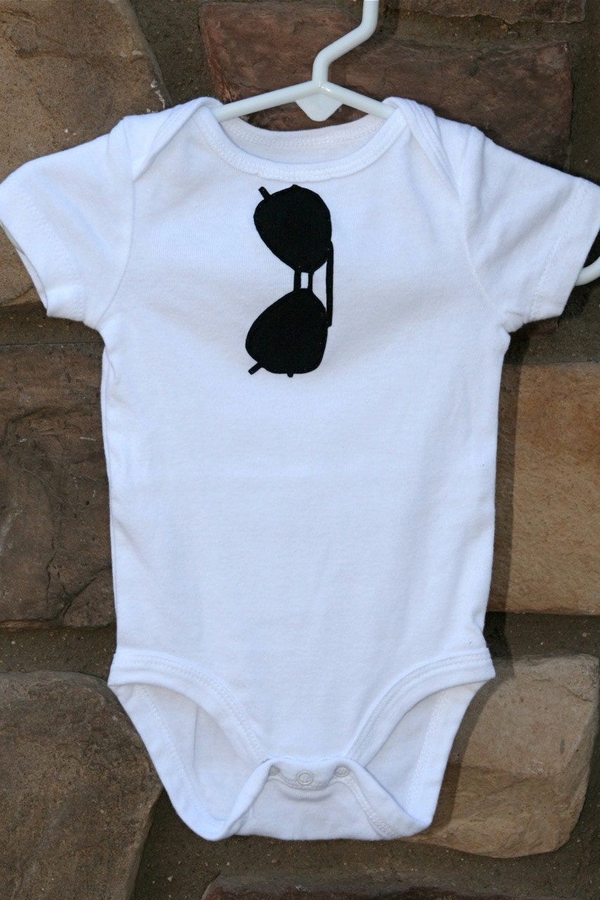 Hang Loose - Aviator Sunglasses on Baby Bodysuit