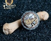 Vintage-based, clockwork ring