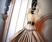 Papier Boudoir Boutique - paper dress recycled paper