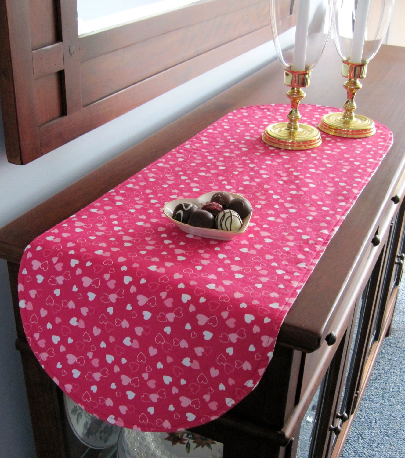 Pink Valentines Table Runner 36 Reversible by tracystreasuresri