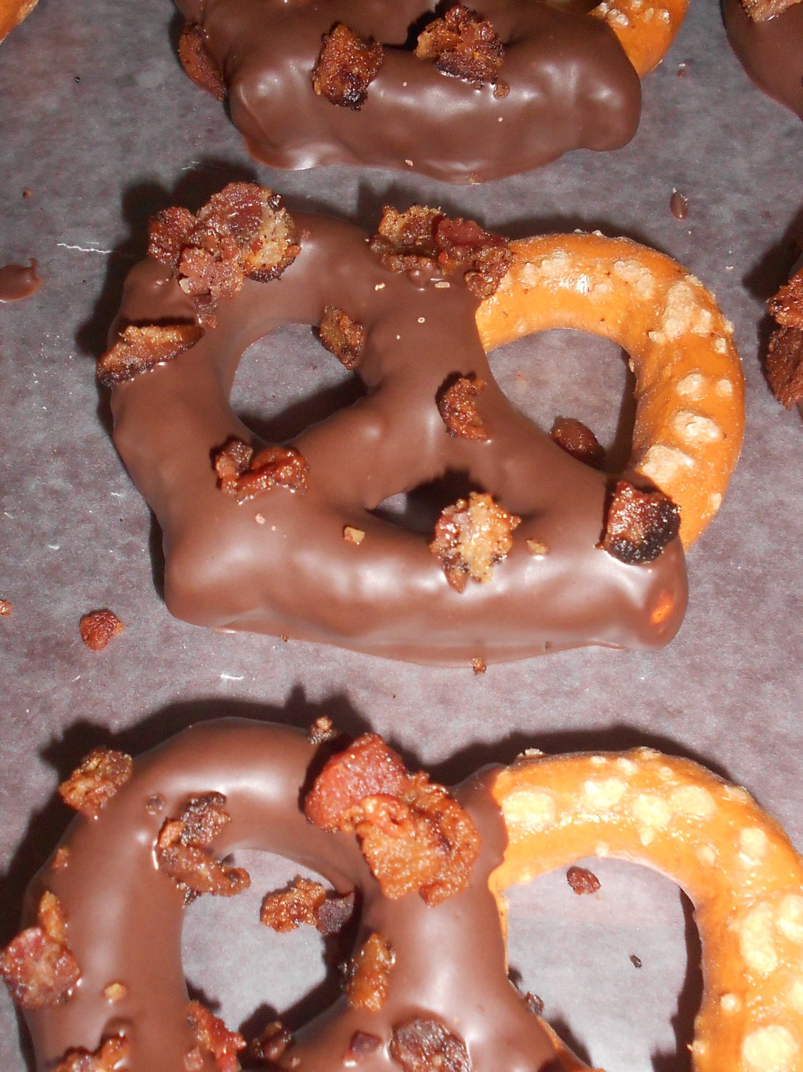 Chocolate Bacon Pretzels