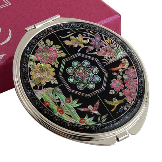 Mother of Pearl Four Noble Beings Design Magnifying Makeup Handbag Purse Compact Mirror