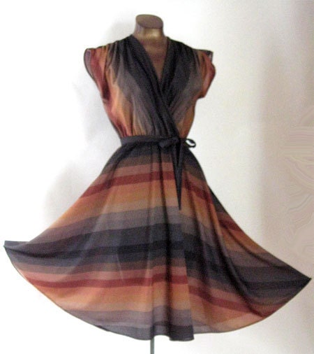 Vintage 70s Faux Wrap Dress Full Skirt Ombre Stripes by AJAX 38" Bust