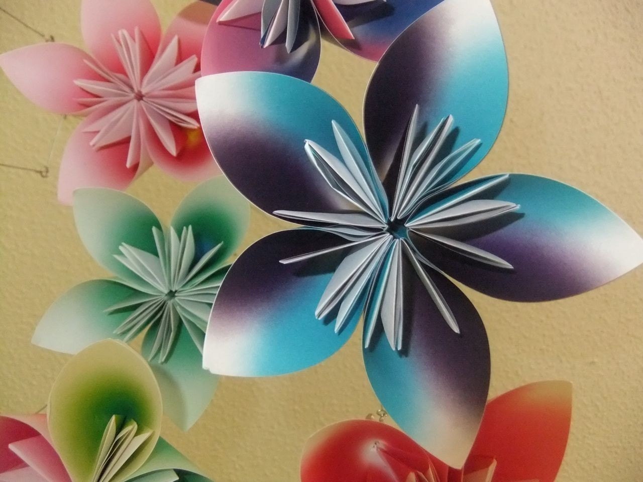 Harmony Flower Mobile