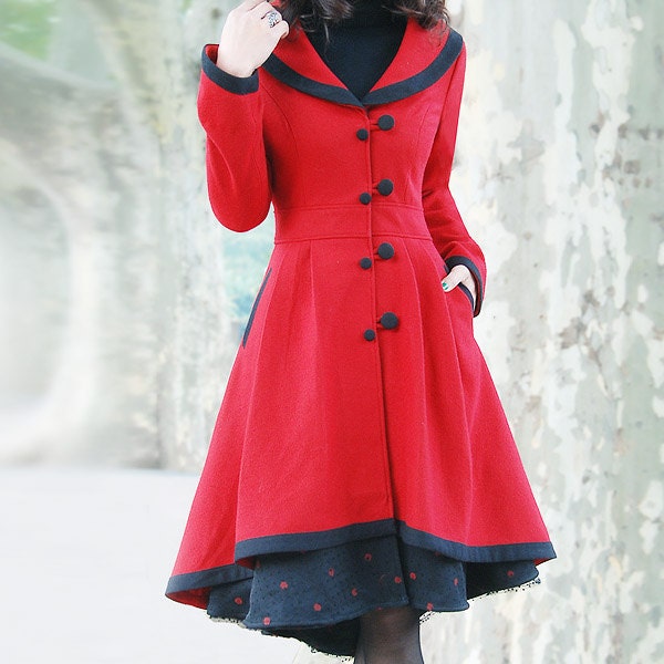 Elegant red woollen long coat