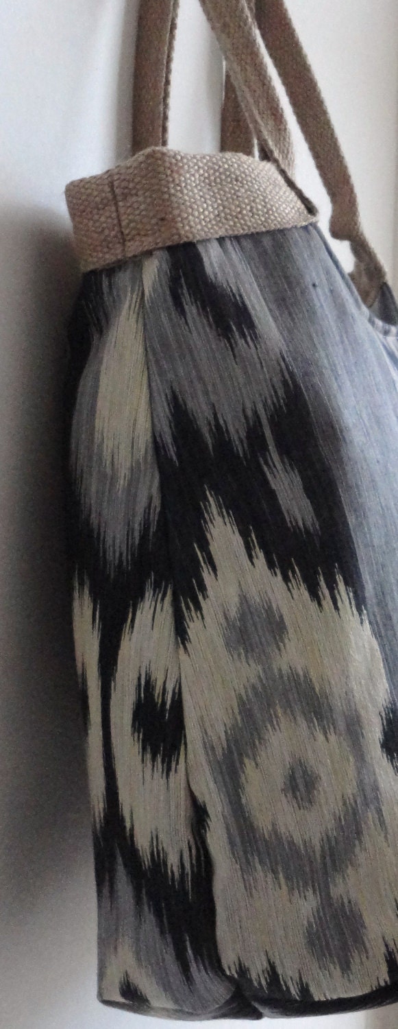 IKAT weekender hobo bag with burlap WINTER FASHION