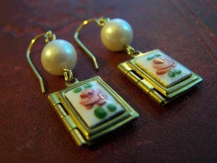Sweet Memories - Petite Vintage Guilloche Locket Earrrings