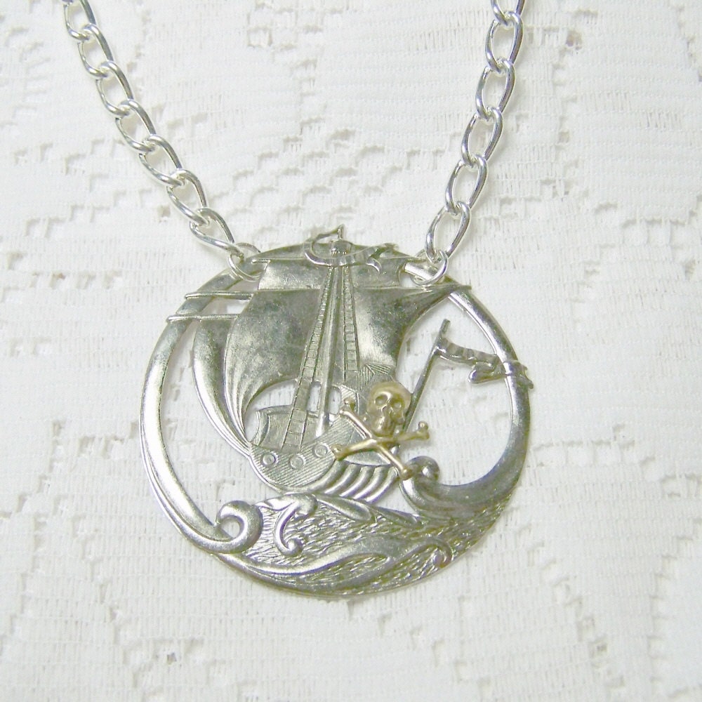 Pirate Ship Necklace - Medallion - Vikings - Silver - UNISEX - Queen Anne's Revenge - Blackbeard