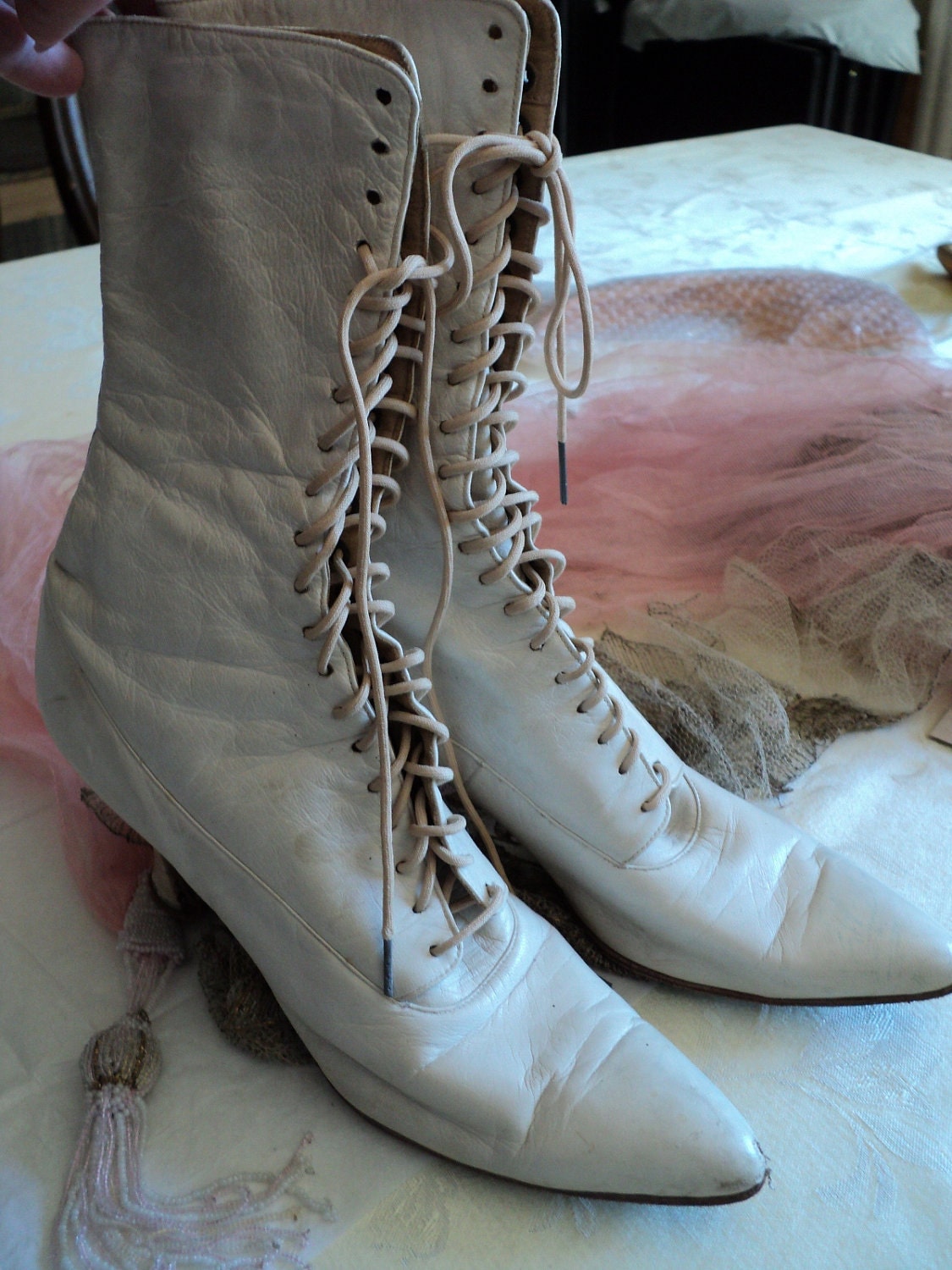Antique Victorian High boots 1800s White Wedding Lace ups Louis Heel Original Condition