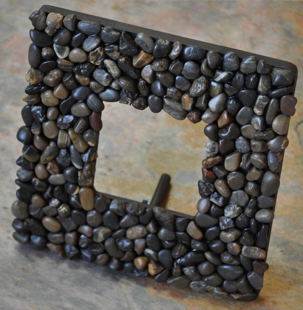 Mosaic Rock-Covered Frame
