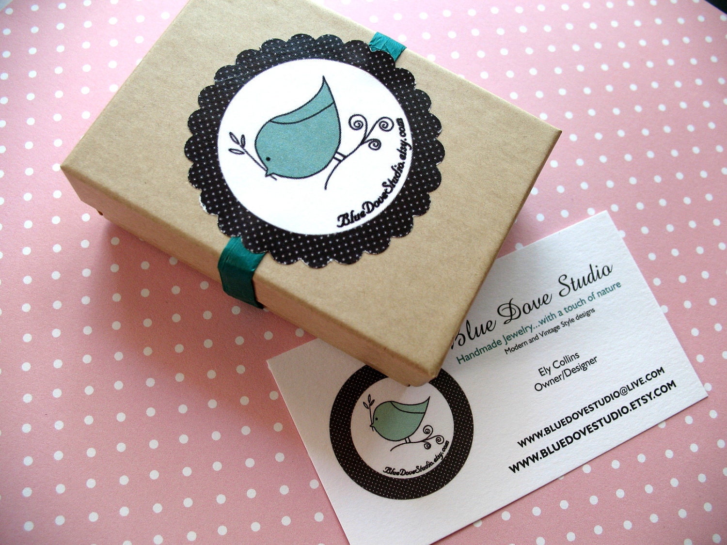 Peas in a Pod Necklace - Hand Stamped HEART MOM - Mothers Kids Grandkids Mom Birthday Gift