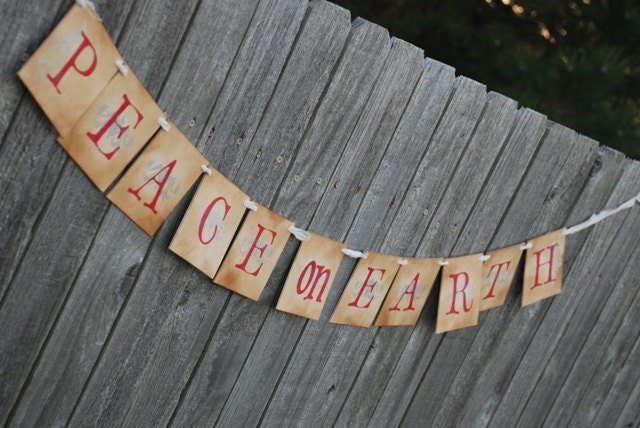 Christmas Banner - Peace on Earth -Vintage Inspired