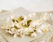 Bridal hair clip, white floral accessory, lily of the valley clip, bridal accessory - in White