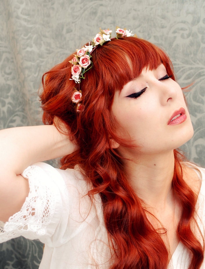 A crown of roses - mini floral crown
